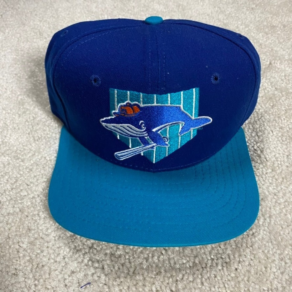 VTG New Era Lahaina Whalers Hat Hawaii Winter Baseball Snapback 90s Made USA